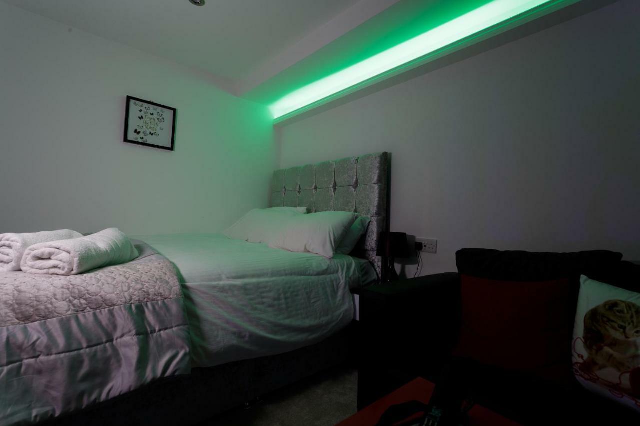 Clifton Bespoke Serviced Apartments Leeds  Bagian luar foto
