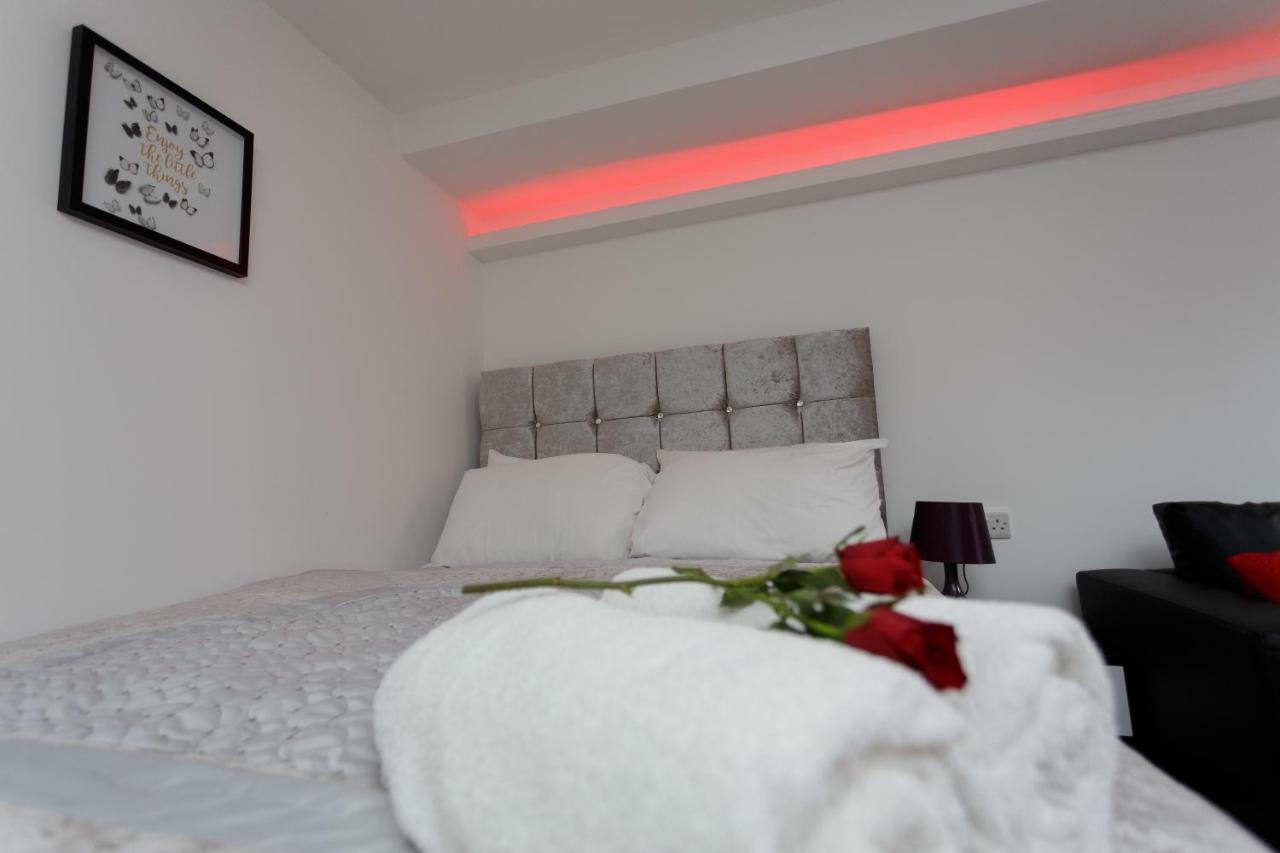 Clifton Bespoke Serviced Apartments Leeds  Bagian luar foto