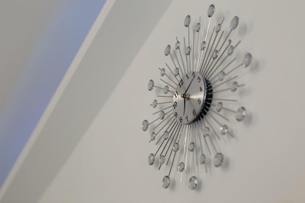 Clifton Bespoke Serviced Apartments Leeds  Bagian luar foto