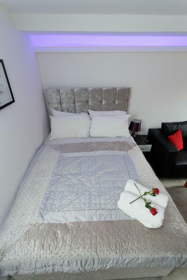 Clifton Bespoke Serviced Apartments Leeds  Bagian luar foto