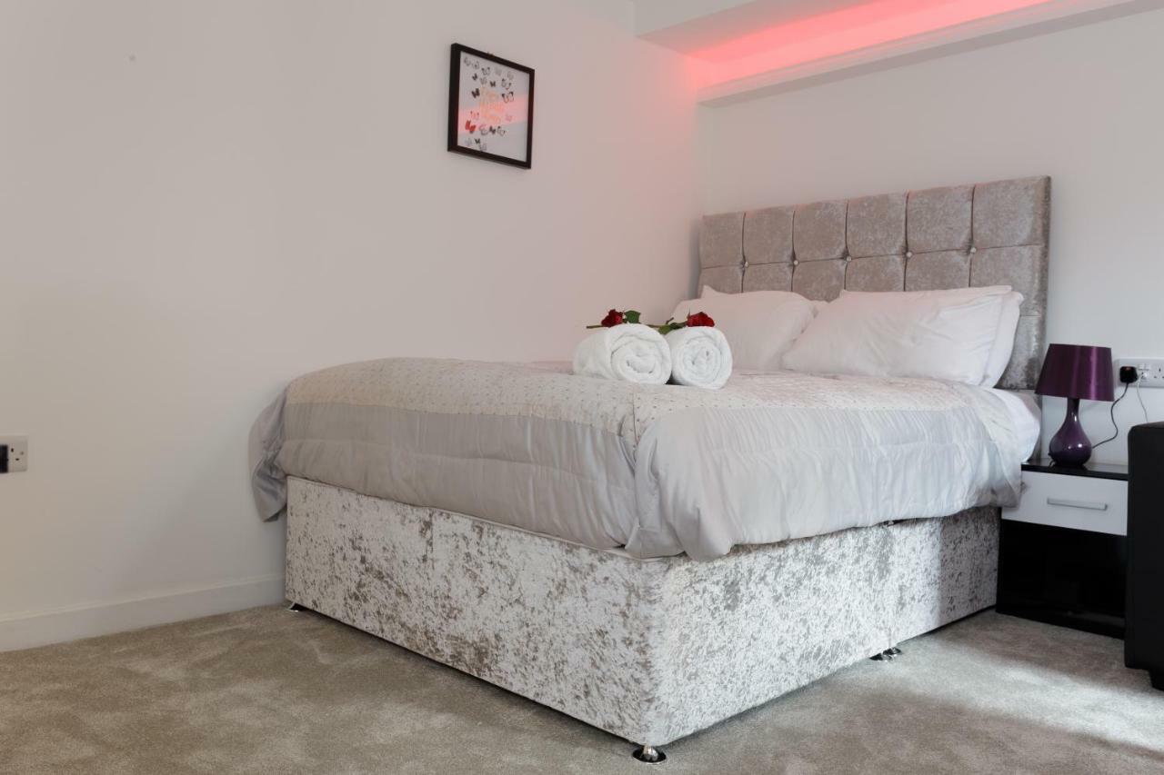 Clifton Bespoke Serviced Apartments Leeds  Bagian luar foto