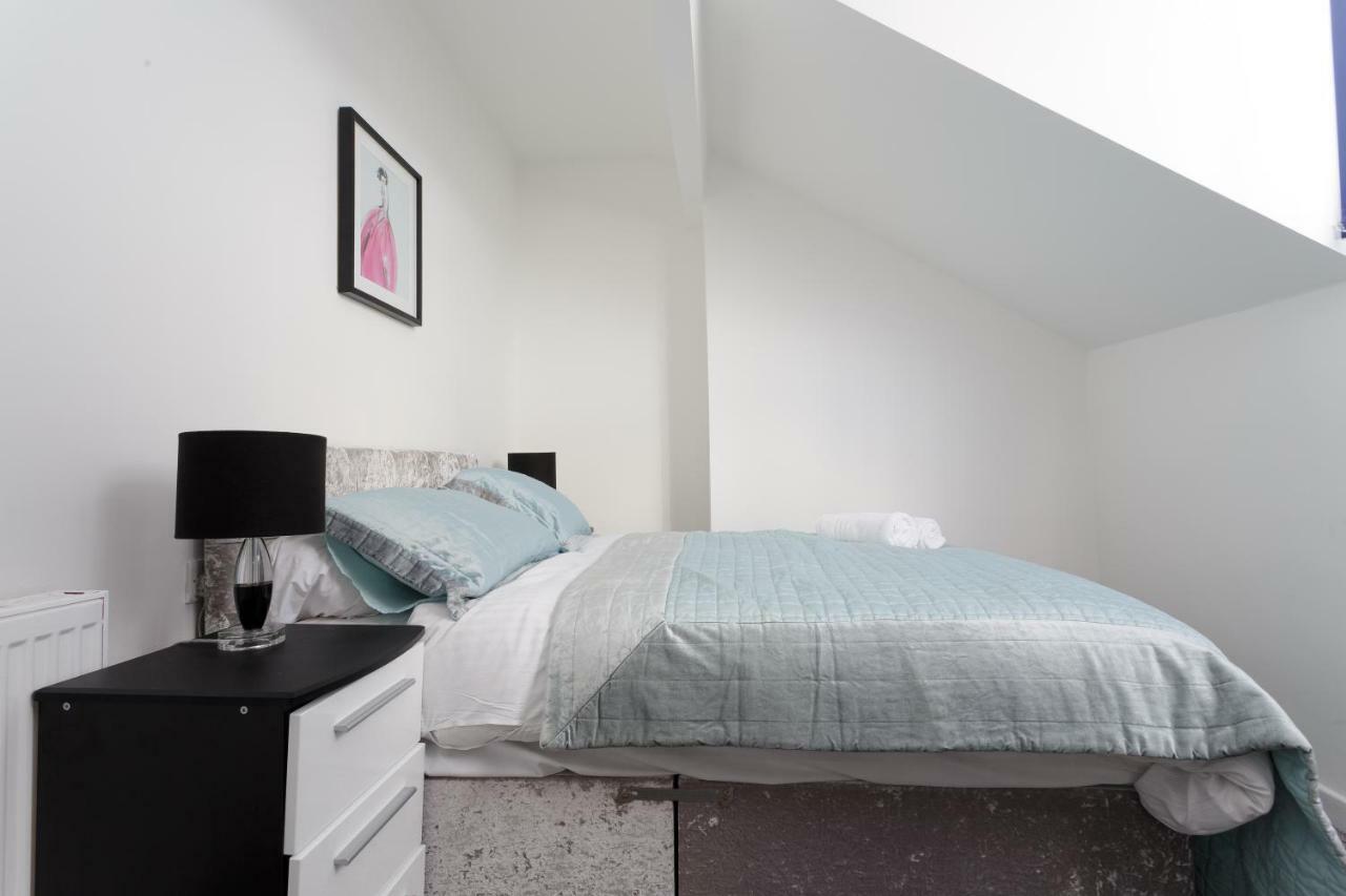 Clifton Bespoke Serviced Apartments Leeds  Bagian luar foto